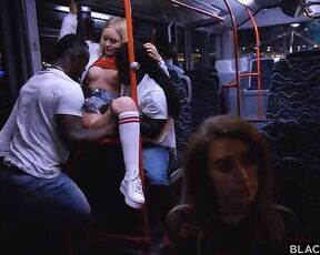 Порно в автобусах, порно в транспорте онлайн, популярное за всё время